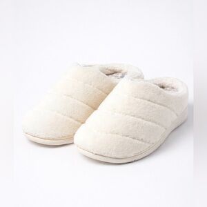 Dearfoams Women’s Memory Foam Slippers Cream Large Cozy Slip-On House Shoes NWT